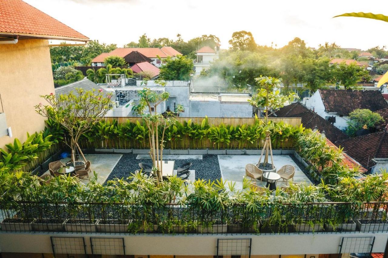 Tanaga Coliving Hotel Seminyak Exterior foto