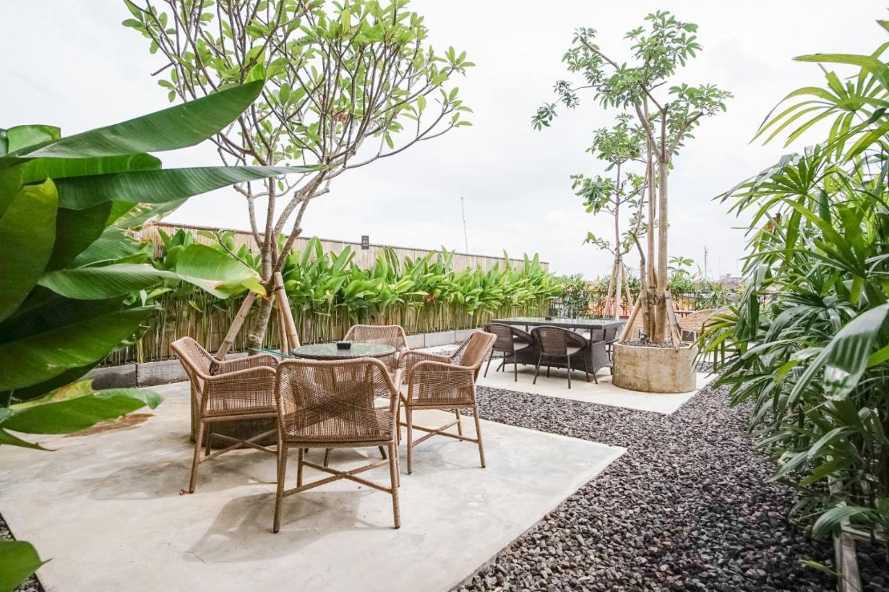 Tanaga Coliving Hotel Seminyak Exterior foto