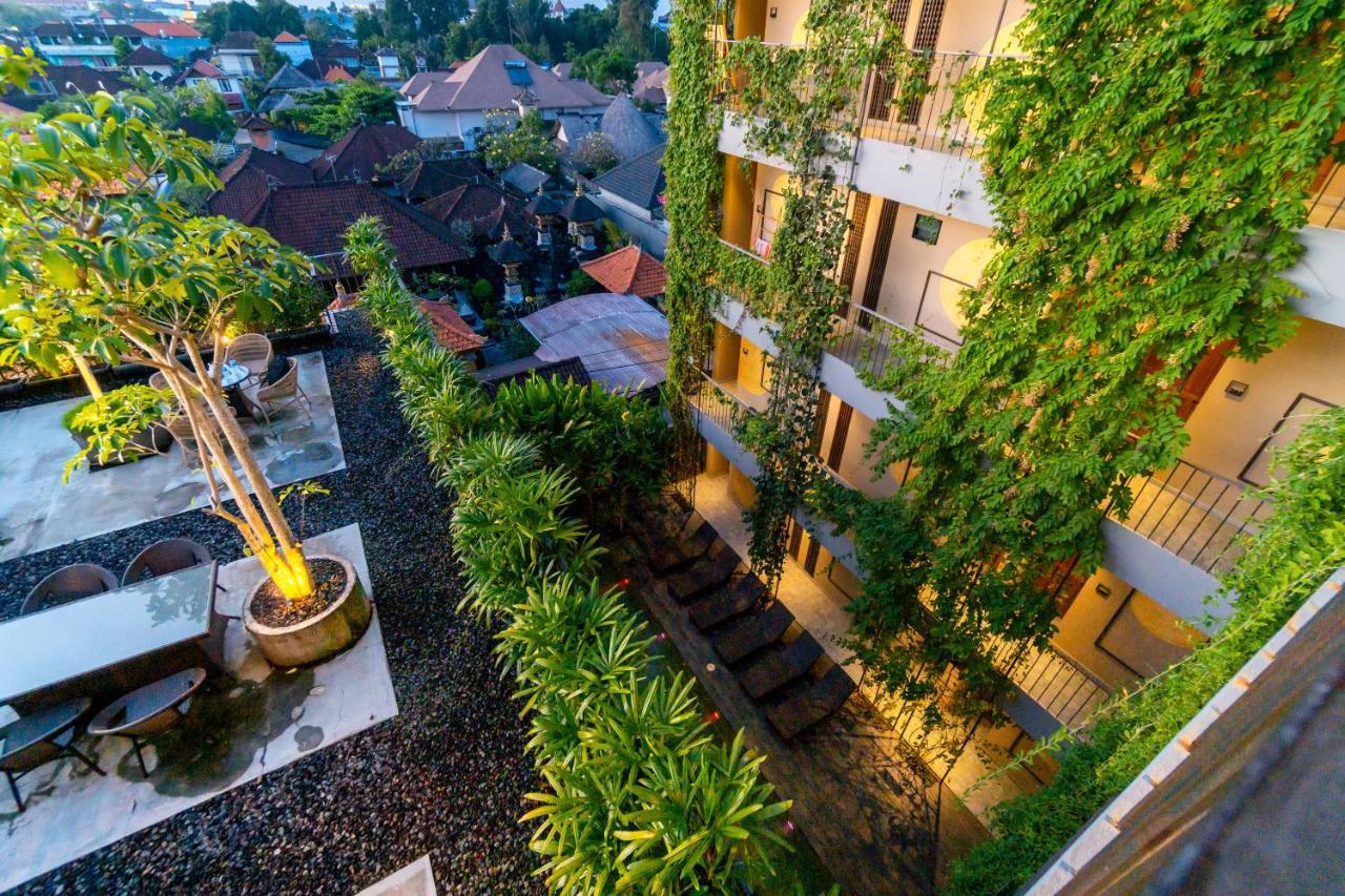 Tanaga Coliving Hotel Seminyak Exterior foto