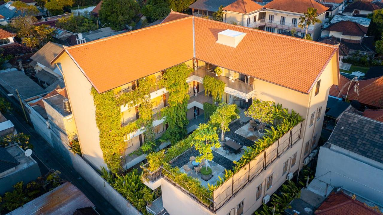 Tanaga Coliving Hotel Seminyak Exterior foto